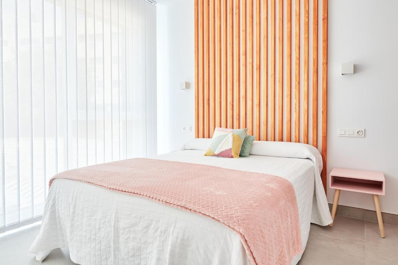 9 Nidos Centrica Suites - Nuevo Plasencia Kültér fotó