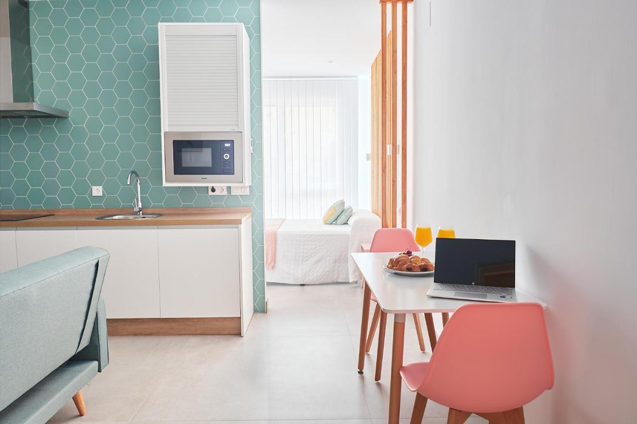 9 Nidos Centrica Suites - Nuevo Plasencia Kültér fotó