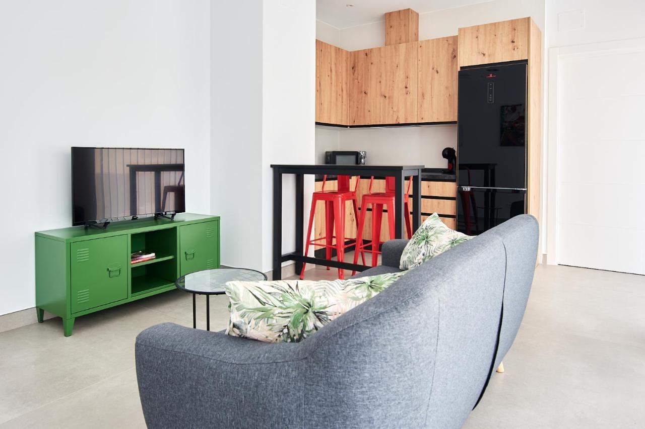 9 Nidos Centrica Suites - Nuevo Plasencia Kültér fotó