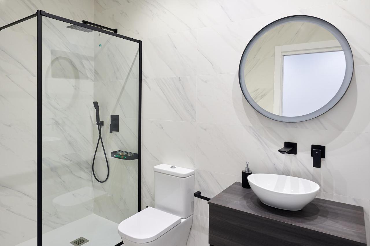 9 Nidos Centrica Suites - Nuevo Plasencia Kültér fotó