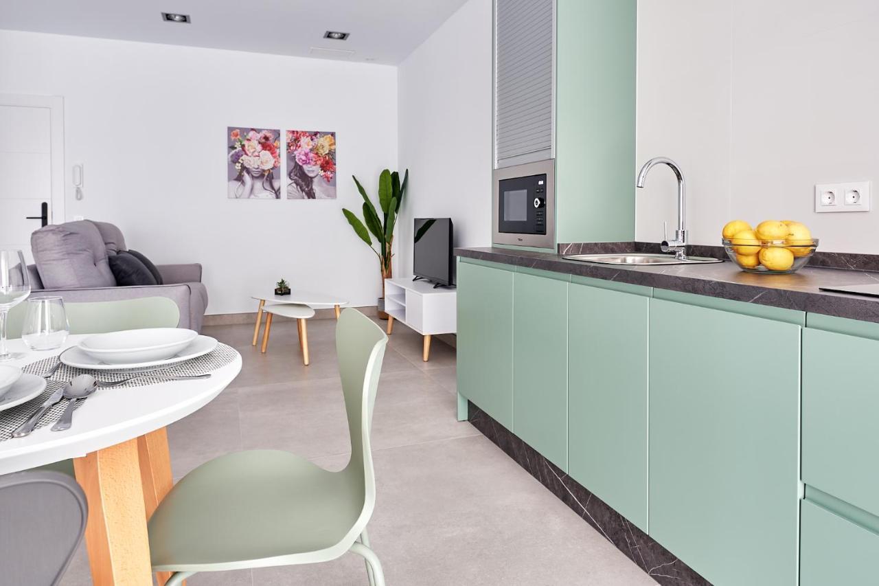 9 Nidos Centrica Suites - Nuevo Plasencia Kültér fotó