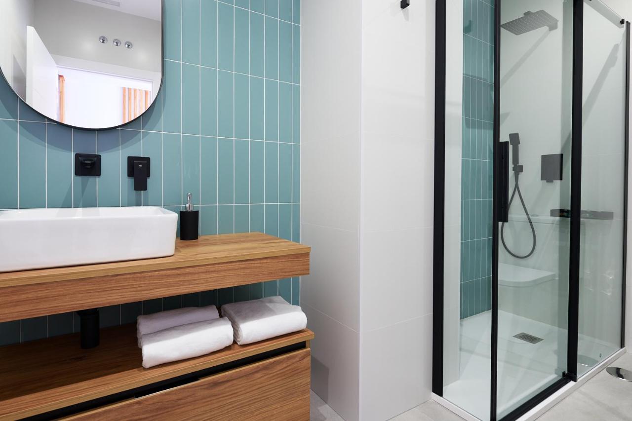 9 Nidos Centrica Suites - Nuevo Plasencia Kültér fotó